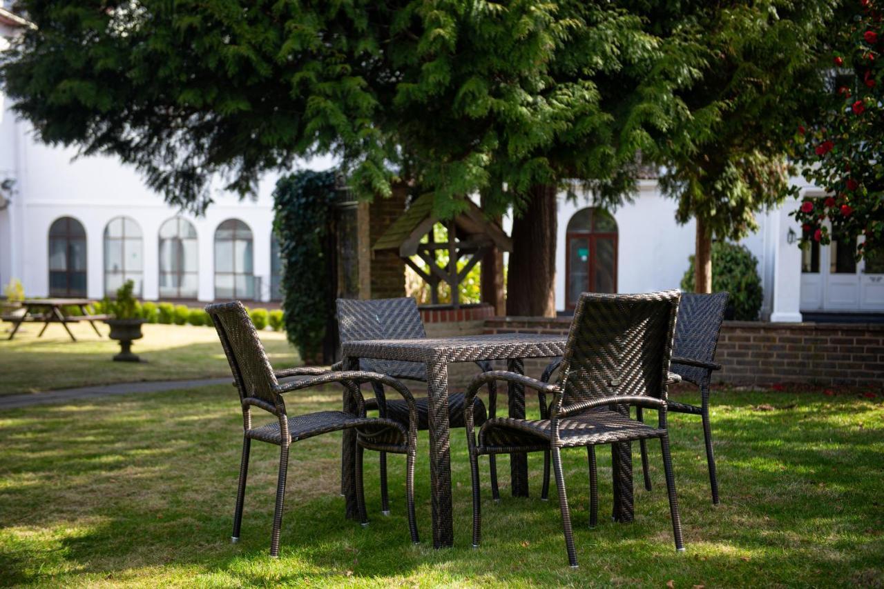 Copthorne Effingham Gatwick Hotel Copthorne (West Sussex) Exterior foto