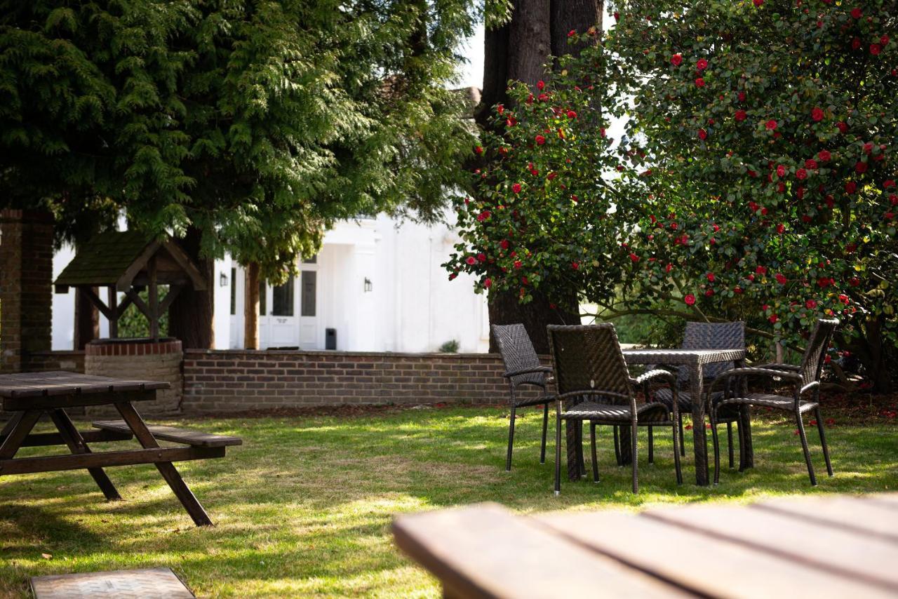 Copthorne Effingham Gatwick Hotel Copthorne (West Sussex) Exterior foto
